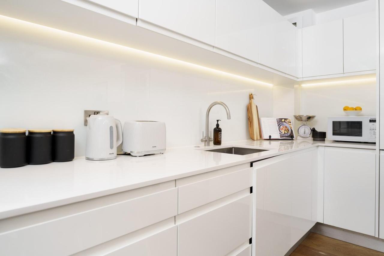 Appartement Aircon 2 Bedr, 3 Beds, 2 Bath Covent Garden, Subway *