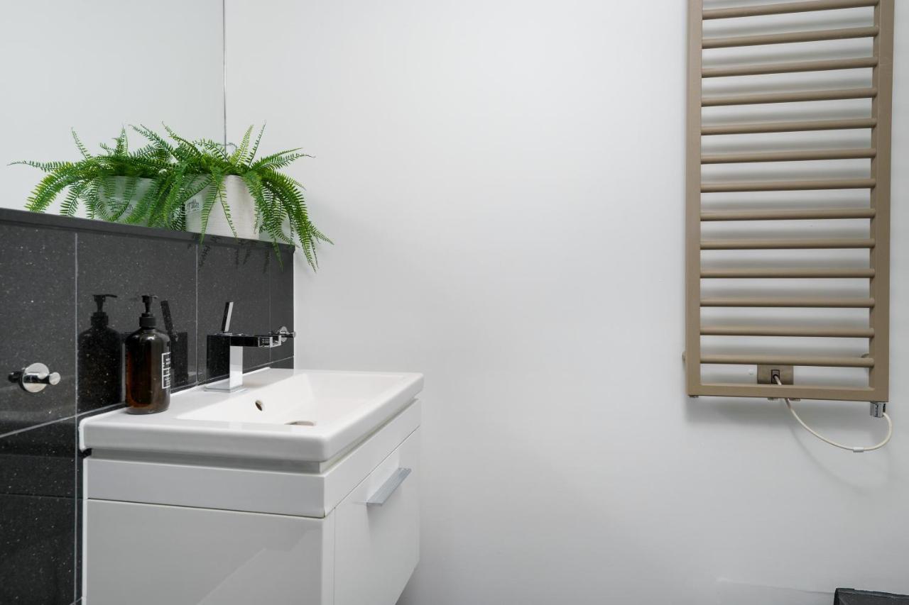 Appartement Aircon 2 Bedr, 3 Beds, 2 Bath Covent Garden, Subway