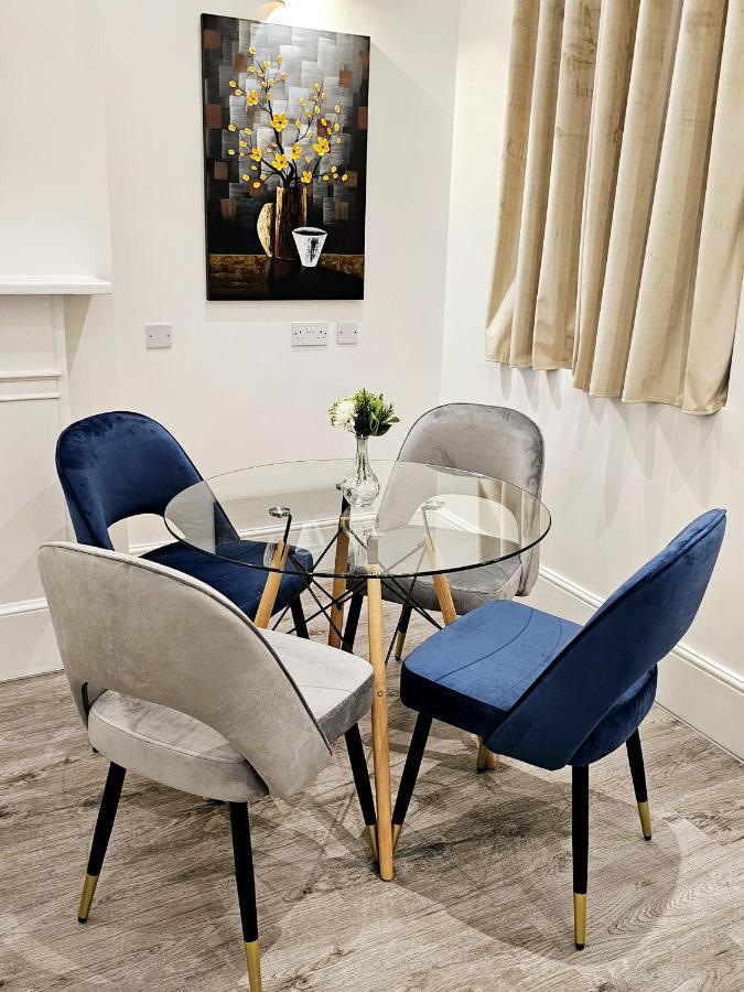 Hyde Park Superior Apartment *