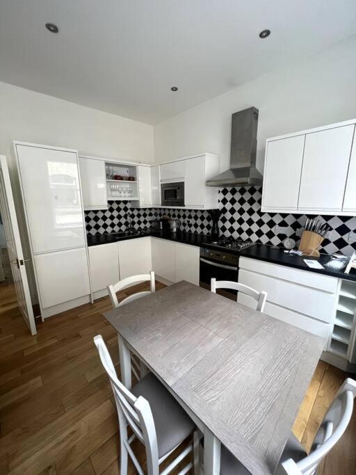 Apartment 1-bed Flat In Historic Camden