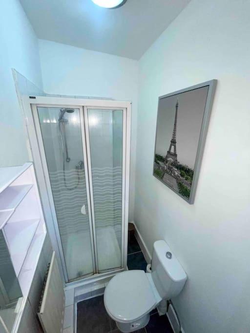 Apartment Private Studio Flat Close To Central With Smart Tv And Workspace