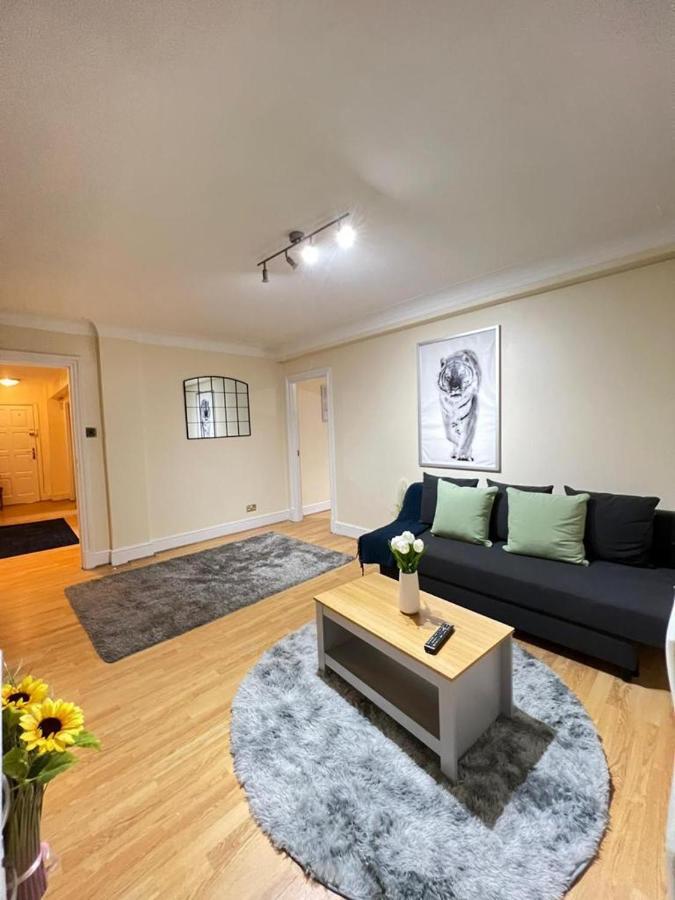 Comfy 2 Bedroom Flat Edgware Road *