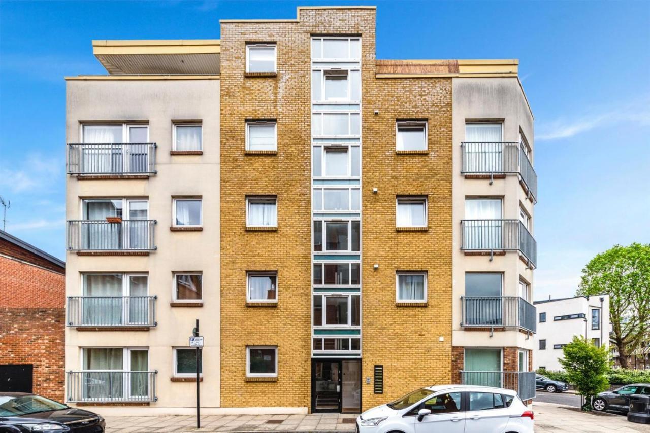 Appartement Amazing 2 Bedroom Flat In Canary Wharf Londen
