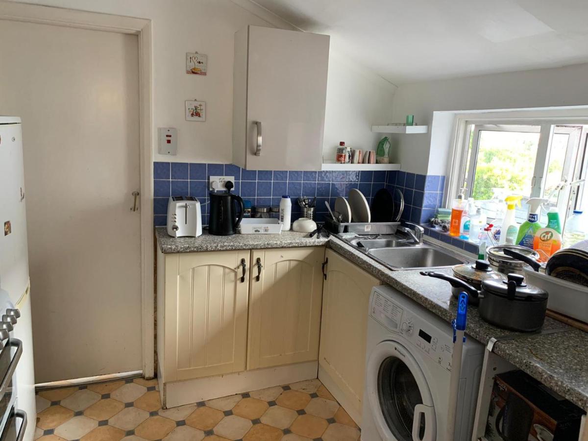 Double Bedroom Near The St Street Rail Station Gasthuis *
