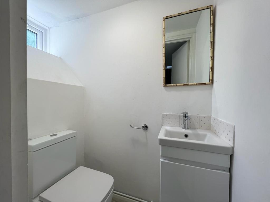 Apartment Lovely 4bed Property, 8min To Oxford Street London
