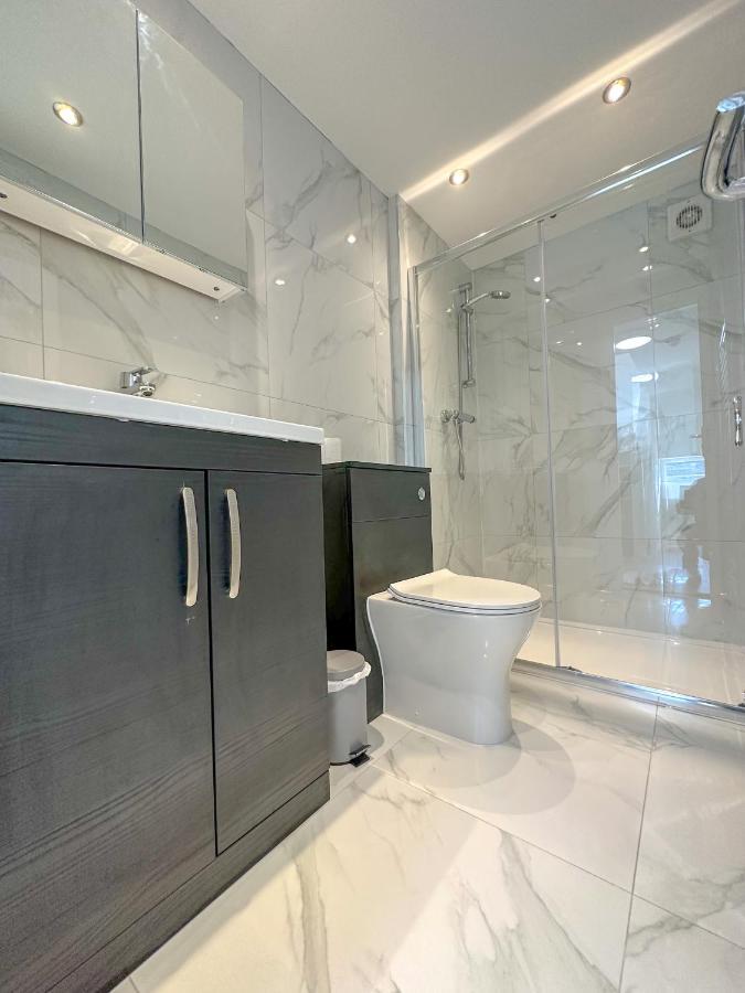 Parkway Residences * London