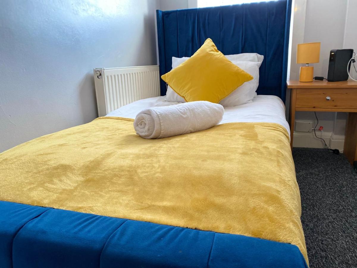 Manor Homes Bed & Breakfast