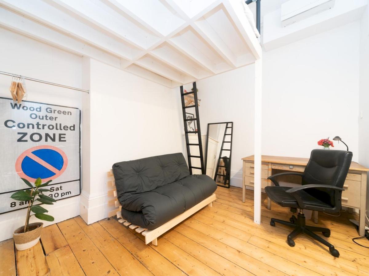 Apartment Pass The Keys Rustic And Quirky Flat In Charming Charlton Village *