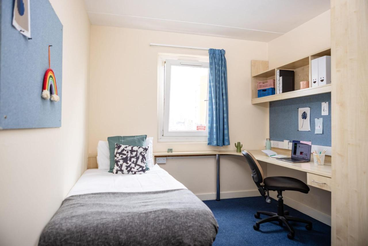 Gasthof Lovely Ensuite With Shared Kitchen Greenwich London