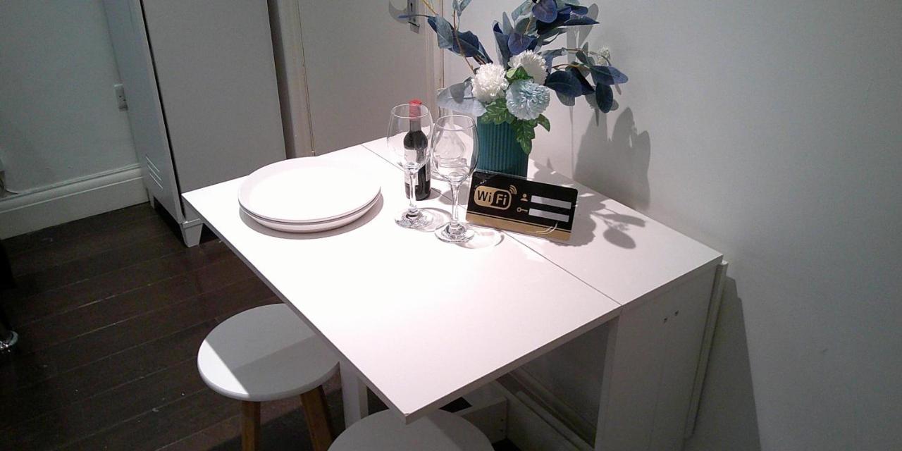 Apartment Stylish West Get Away Shepherd Bush Market Westfield London