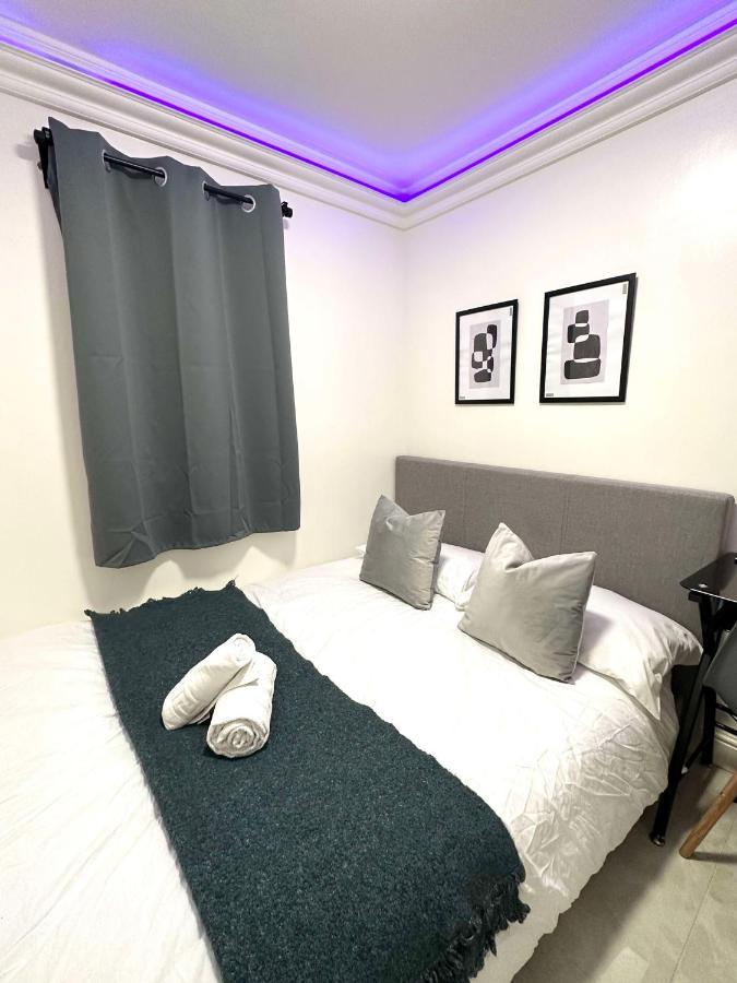 Holiday home Stylish 3-bedroom Flat In Prime Location *