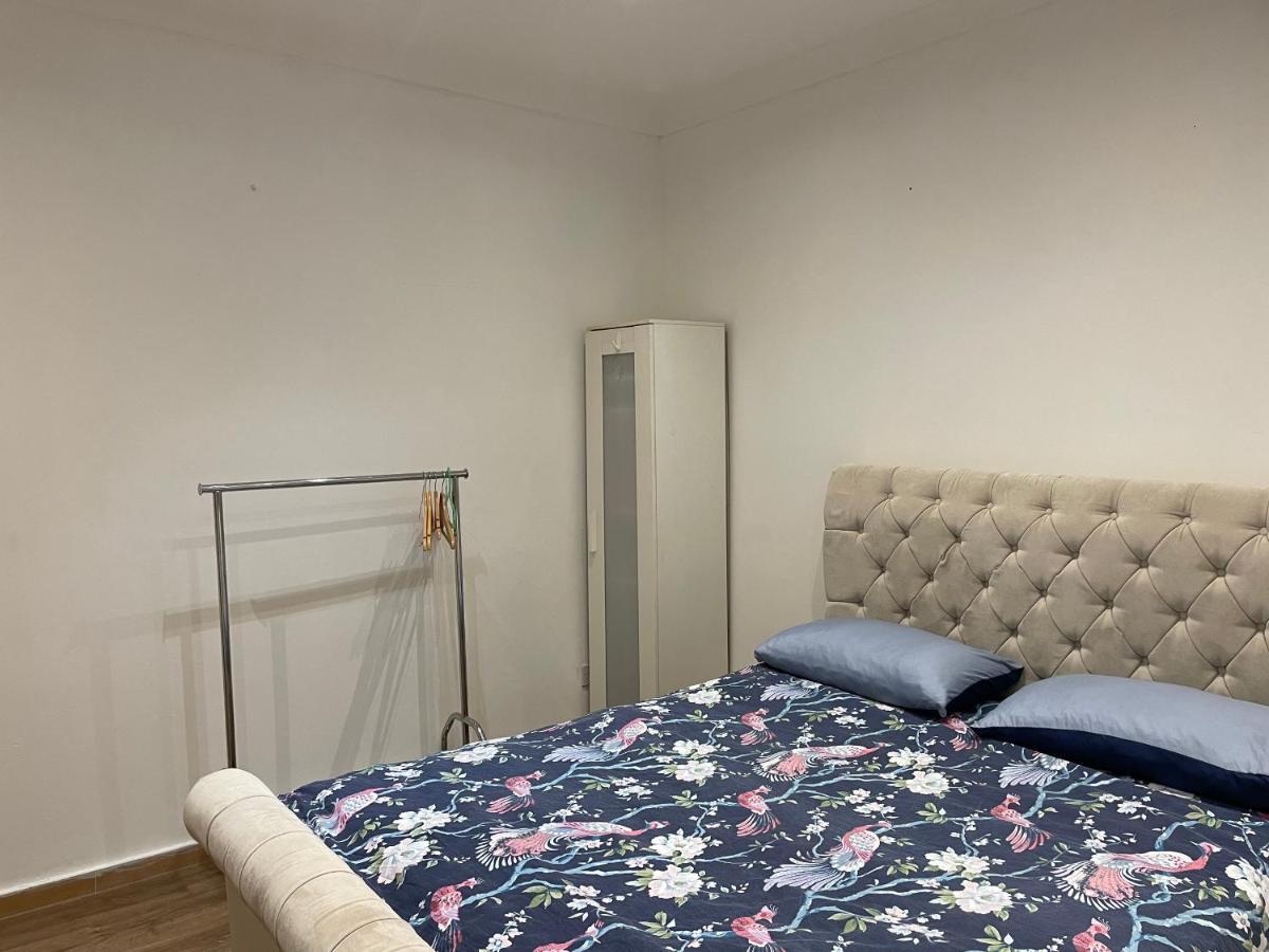 Private Room- Direct Travel Central/ Heathrow Pensión Londres