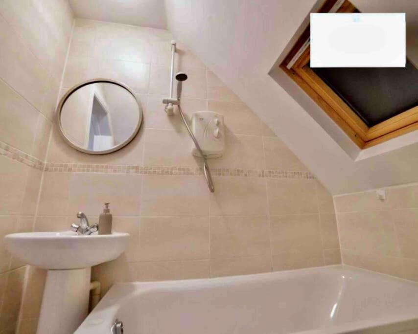Charming Studio In Golders Green Apartment