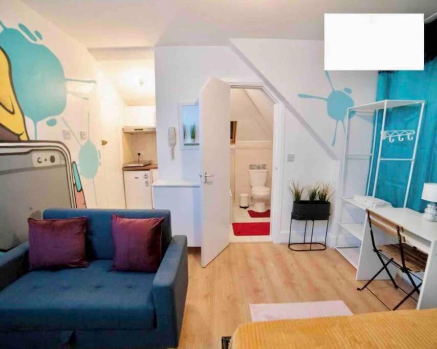 Charming Studio In Golders Green Apartment *
