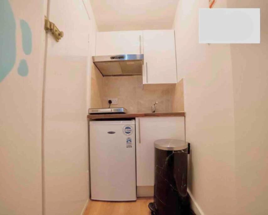 Charming Studio In Golders Green Apartment