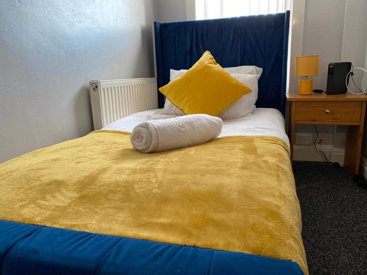Manor Homes Bed & Breakfast