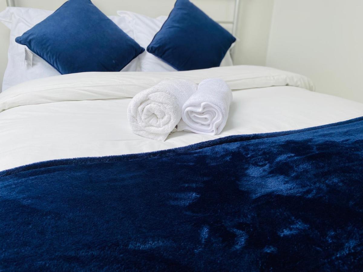 Manor Homes Bed & Breakfast London