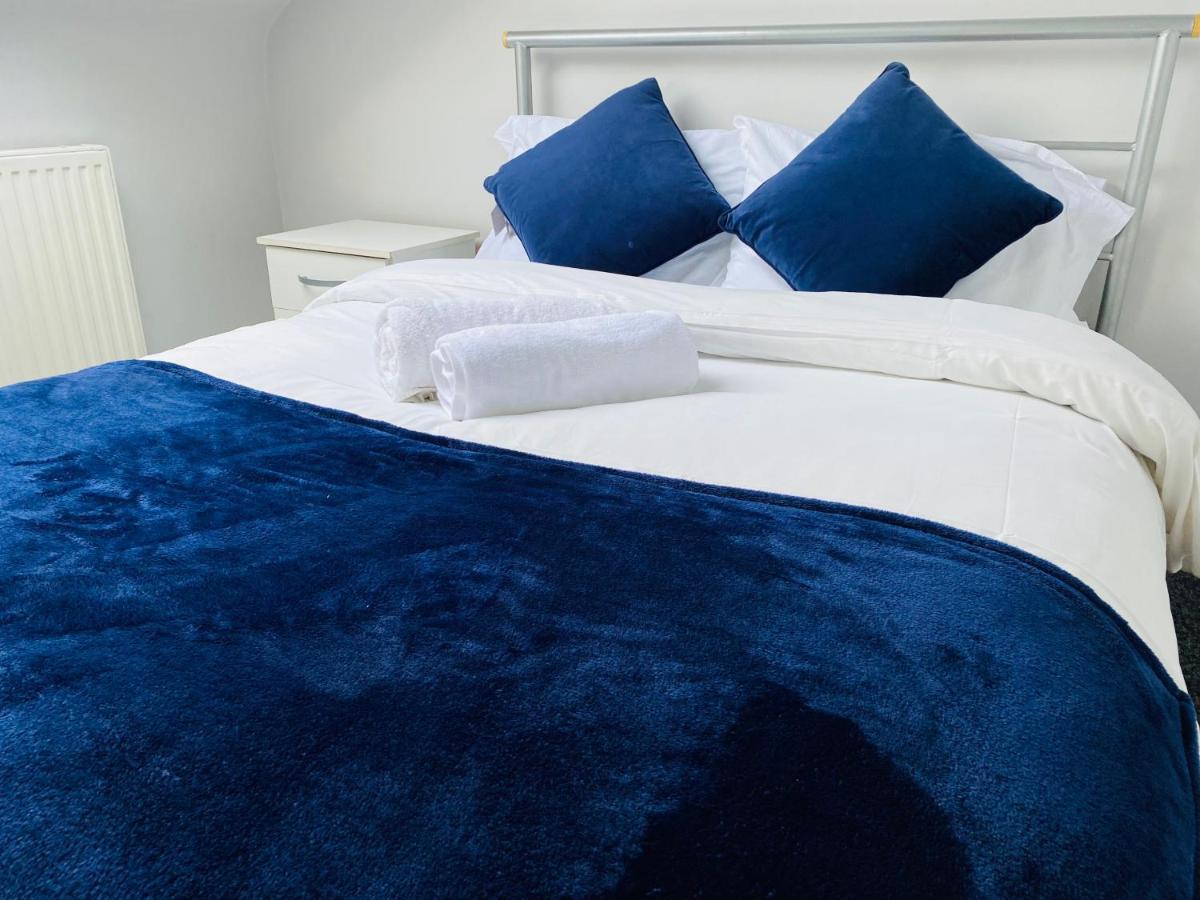 Manor Homes Bed & Breakfast *