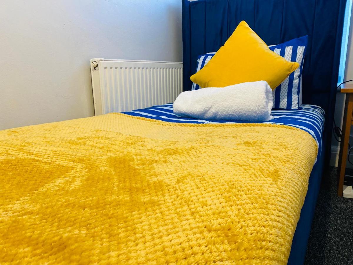 Manor Homes Bed & Breakfast *