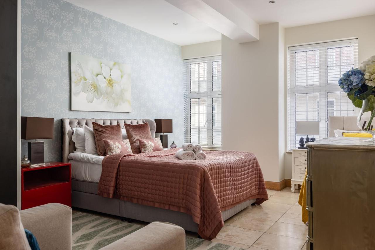 Park Street Mayfair apartments *