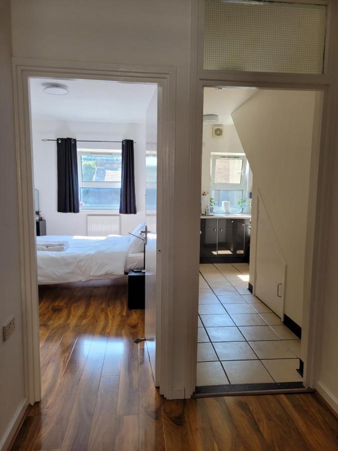 Stunning 1 Bedroom In Apartment London