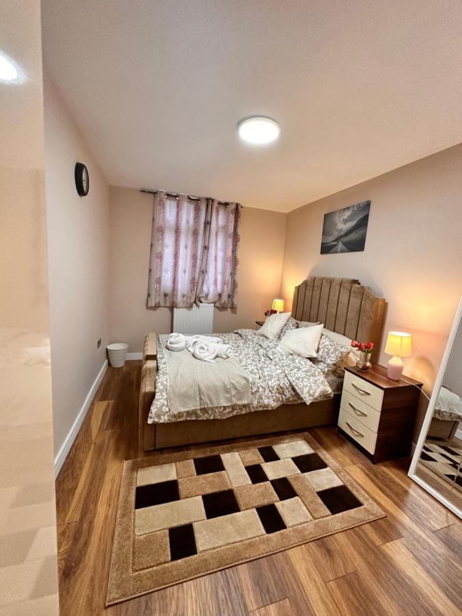 Gasthuis Canary Wharf Single Double And En-suite *