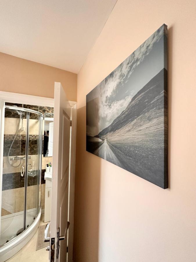 Canary Wharf Single Double And En-suite * Londen