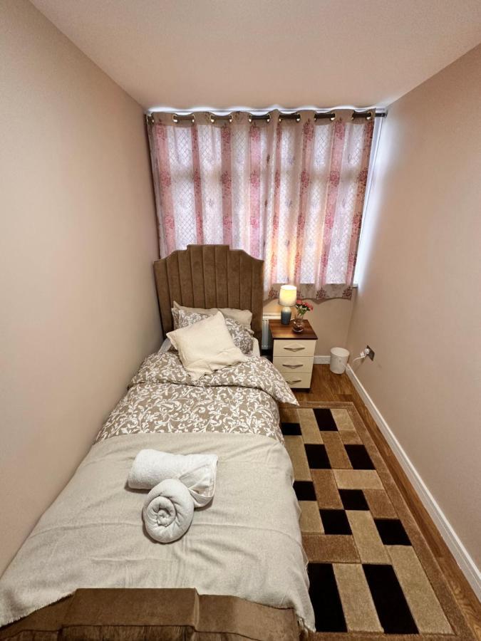 Canary Wharf Single Double And En-suite Londen