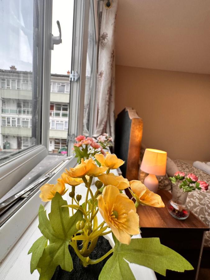 Gasthuis Canary Wharf Single Double And En-suite Londen