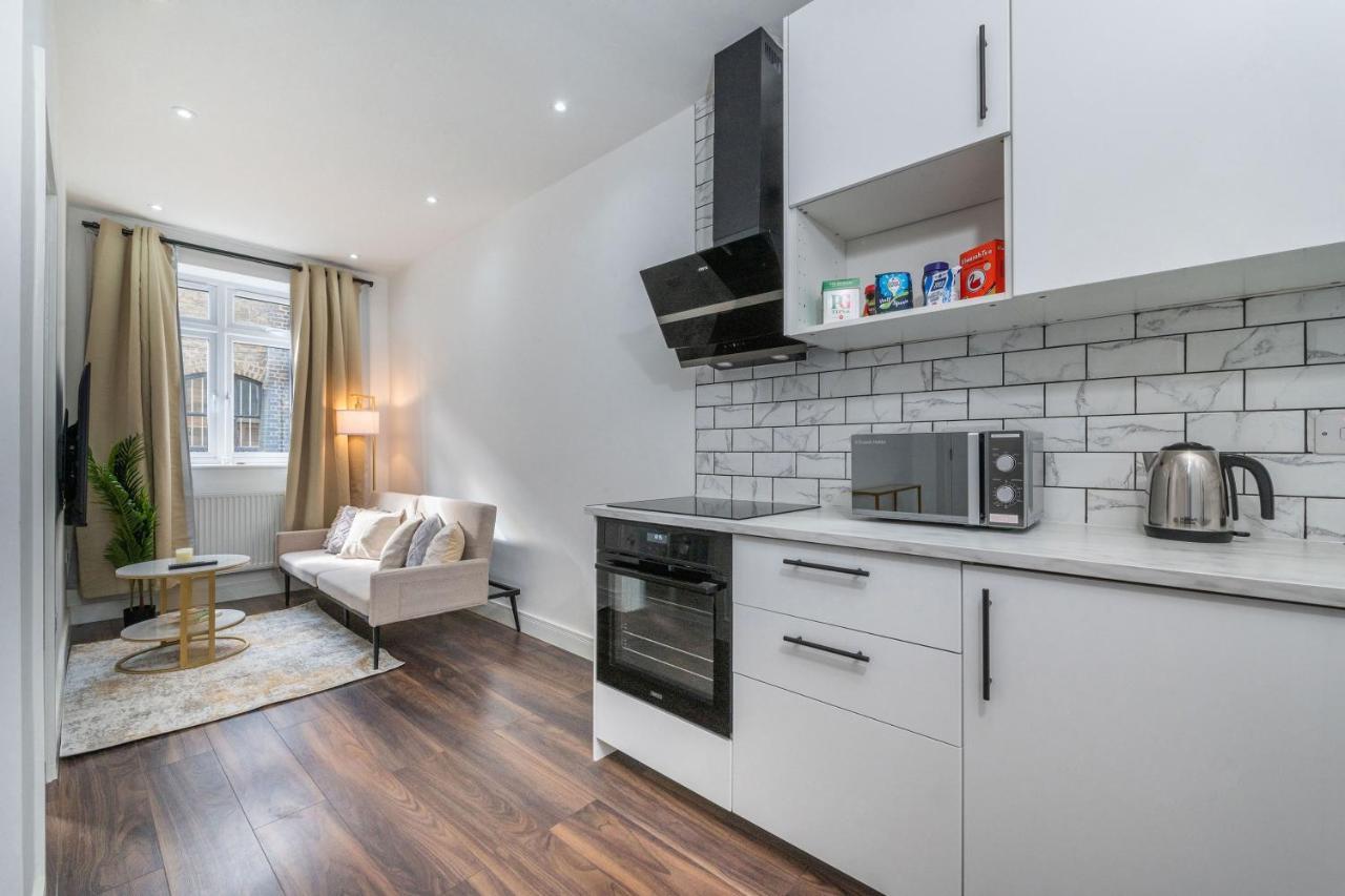 Luxury Near Central Apartment London