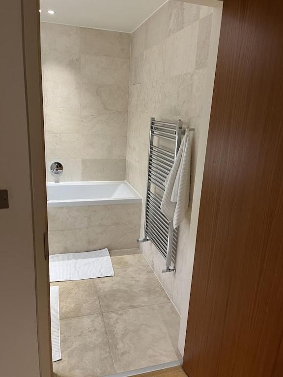Apartment Beautiful 2 Bed Flat In Finchley Road, Camden