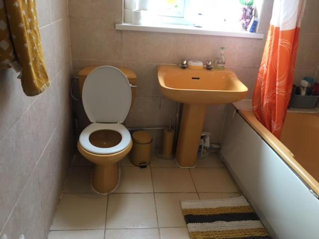 Comfy Rooms. Shared East Homestay. * Londen