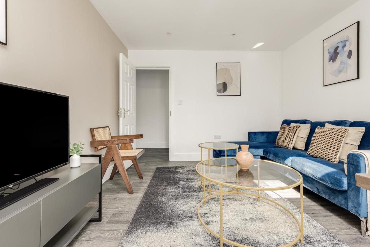The Wembley Collection Apartment *