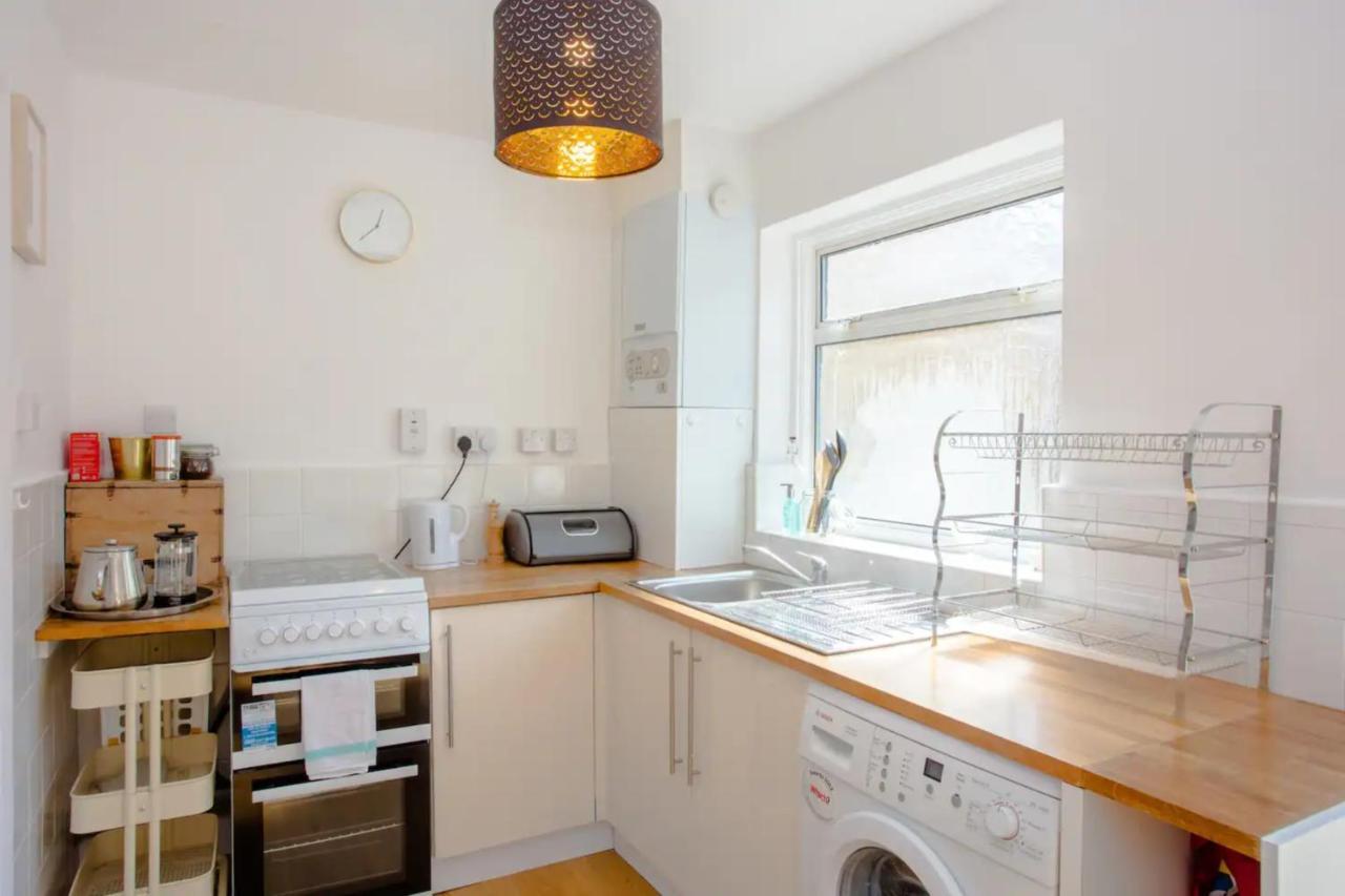 Vakantiehuis Stylish 4bd House With Private Garden - Stratford *