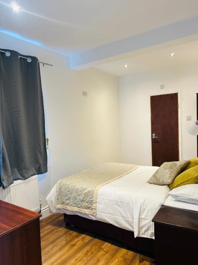Gasthof Sinai London
