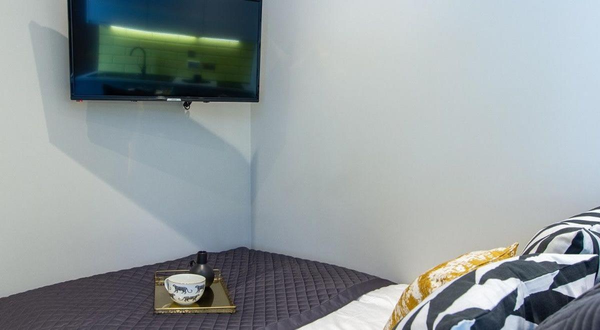 Stunning Modern At Seven Sisters Located In Apartment