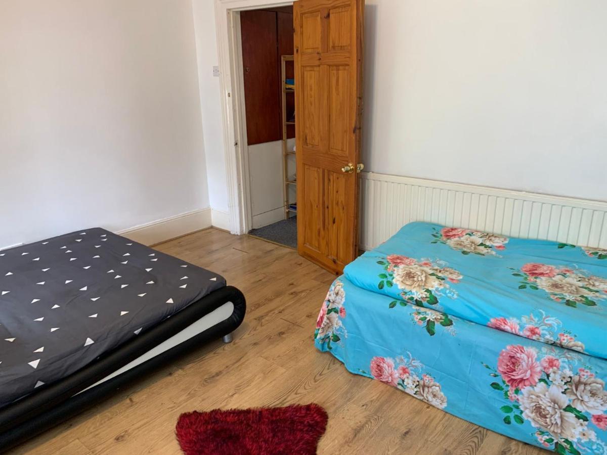 Double Bedroom Near The St Street Rail Station Gasthuis