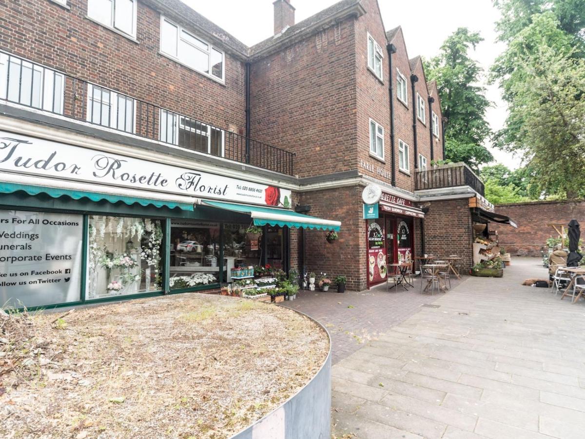 Apartment Pass The Keys Rustic And Quirky Flat In Charming Charlton Village *