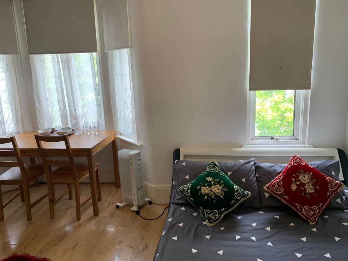 Double Bedroom Near The St Street Rail Station Gasthuis *