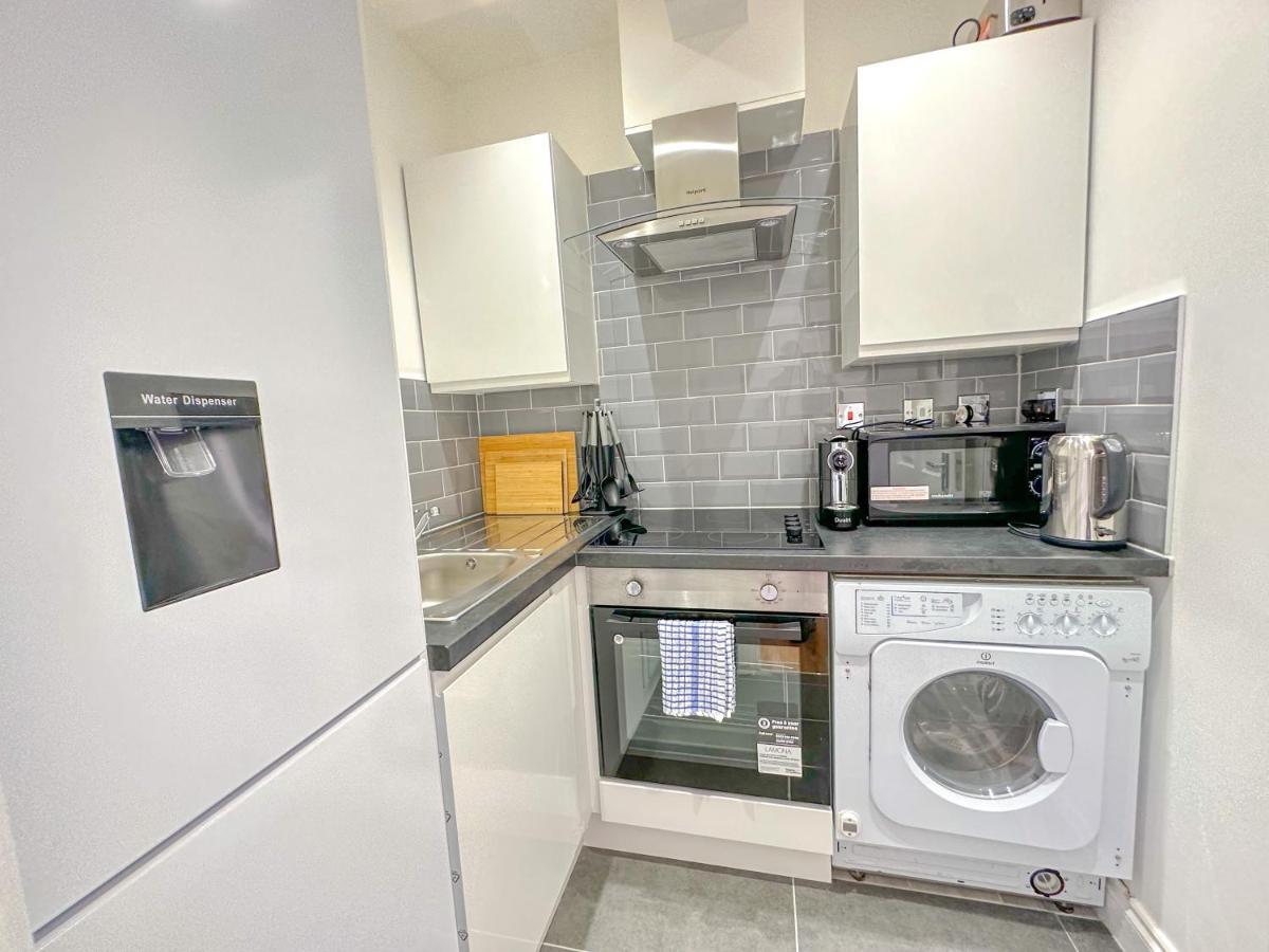 Parkway Residences Apartment London