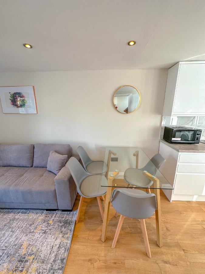 Parkway Residences Apartment *