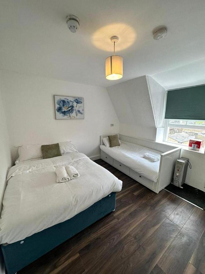 Apartment Harrods *
