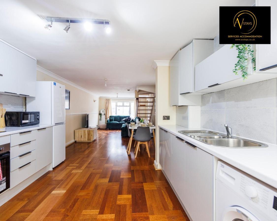 Сasa de vacaciones 2 Bedroom House By Av Stays Short Lets Croydon With Free Wi-fi Londres