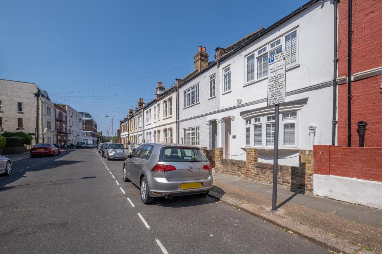 Сasa de vacaciones Luxury 3 Bedroom 2 Bathroom House, Fulham By 360stays Londres
