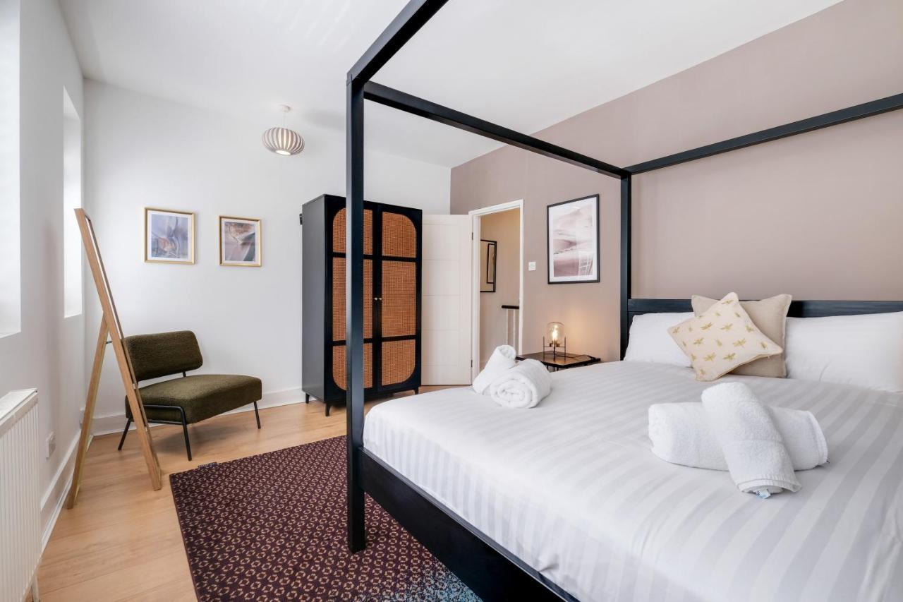 Luxury 3 Bedroom 2 Bathroom House, Fulham By 360stays Сasa de vacaciones Londres