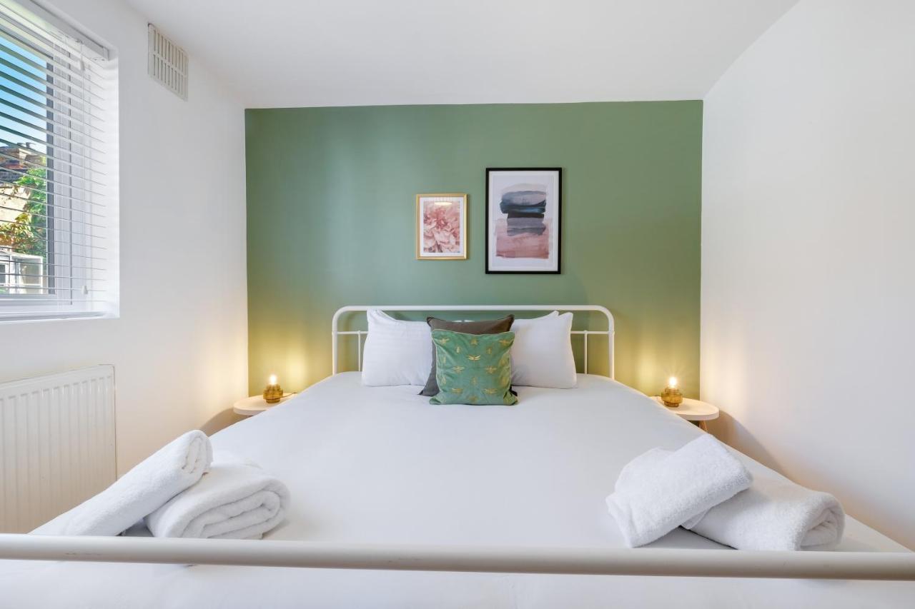 Сasa de vacaciones Luxury 3 Bedroom 2 Bathroom House, Fulham By 360stays Londres