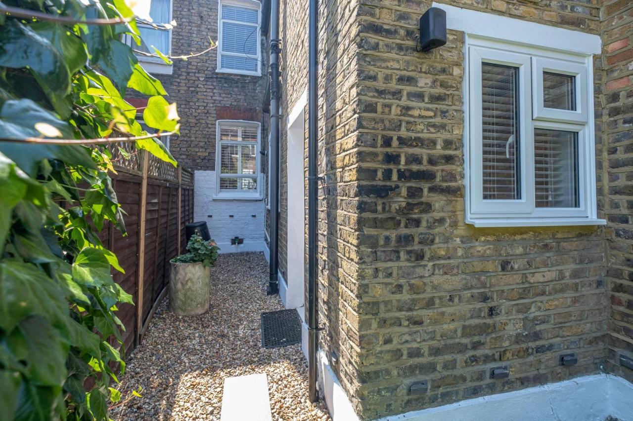 Сasa de vacaciones Luxury 3 Bedroom 2 Bathroom House, Fulham By 360stays *