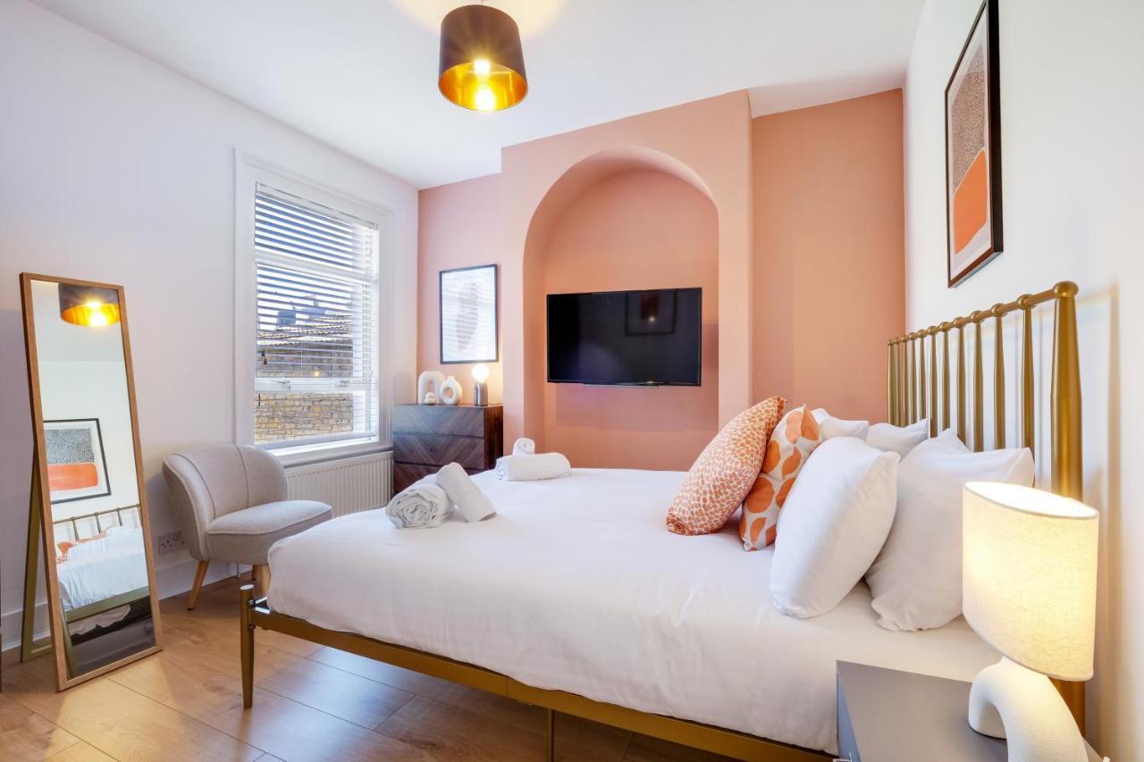 Luxury 3 Bedroom 2 Bathroom House, Fulham By 360stays * Londres