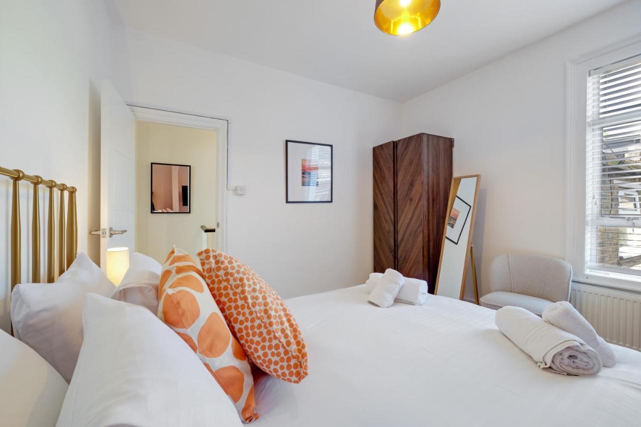 Luxury 3 Bedroom 2 Bathroom House, Fulham By 360stays Сasa de vacaciones Londres
