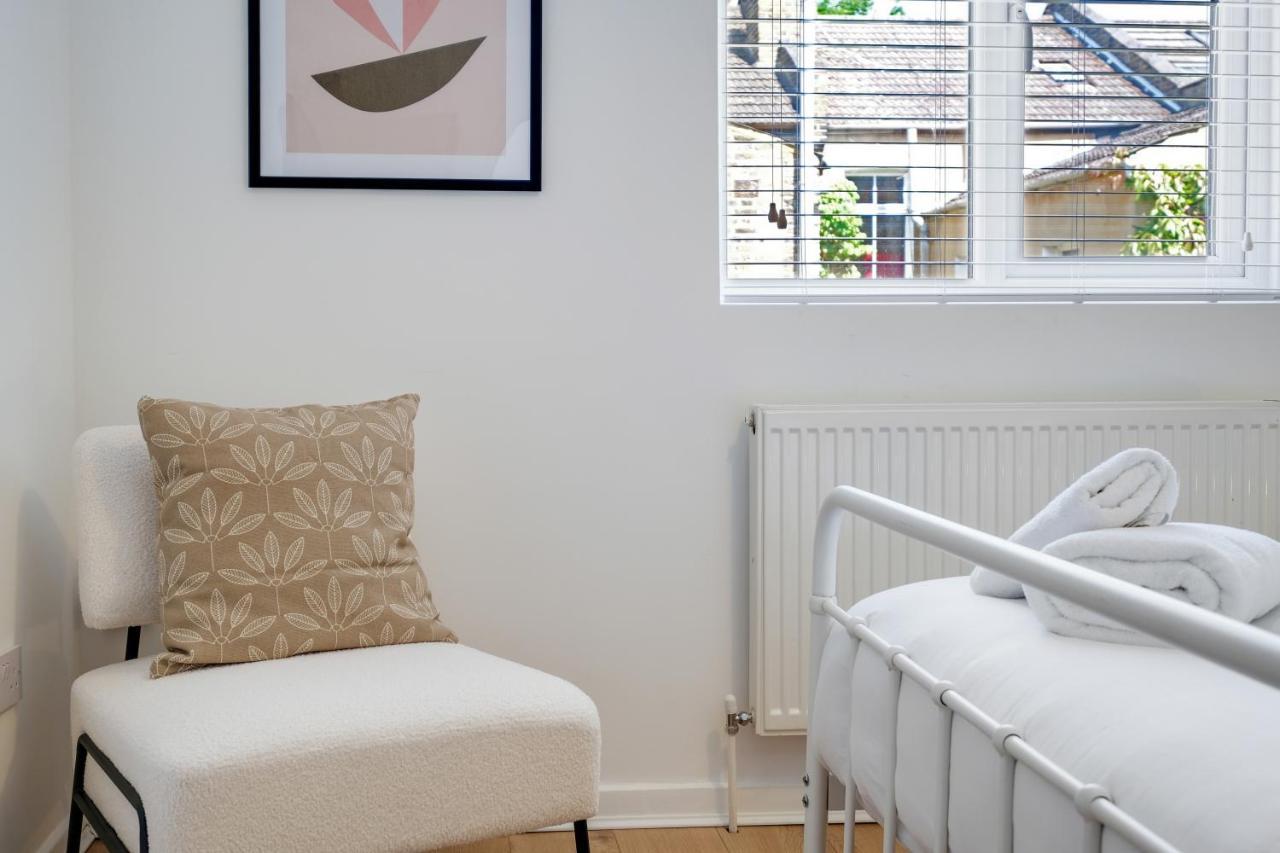 Luxury 3 Bedroom 2 Bathroom House, Fulham By 360stays *